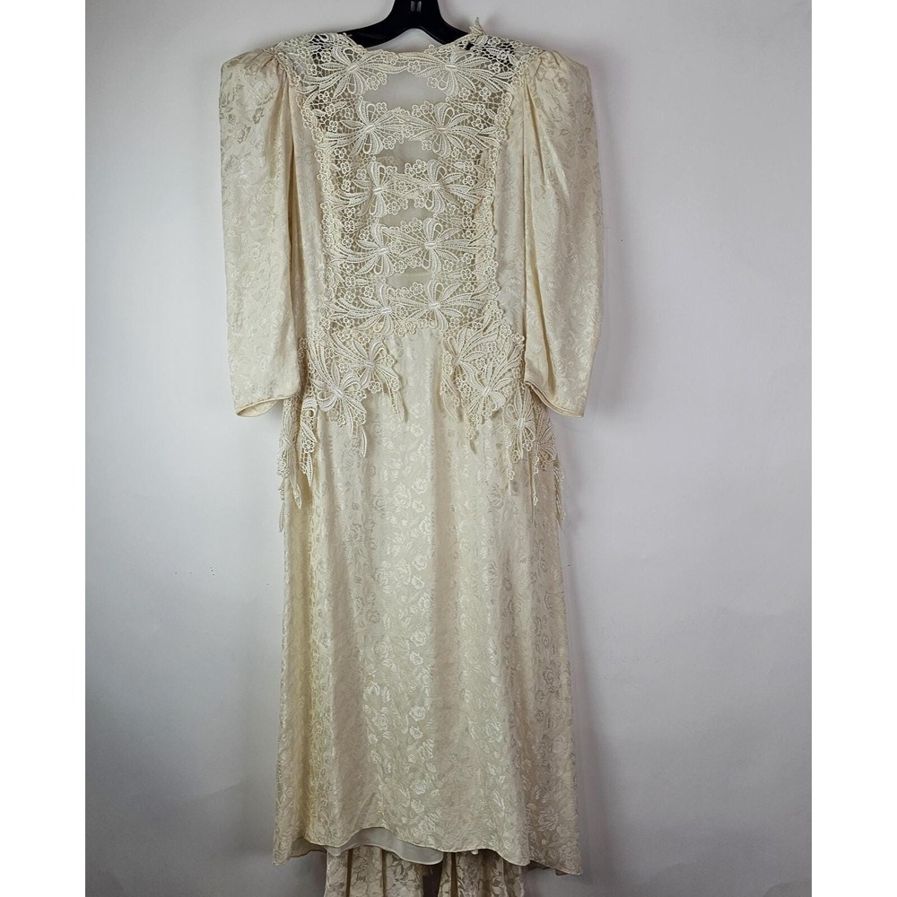 Vintage Silk Wedding Dress Ivory Lace Long Sleeve Floral Applique Delicate Flowy